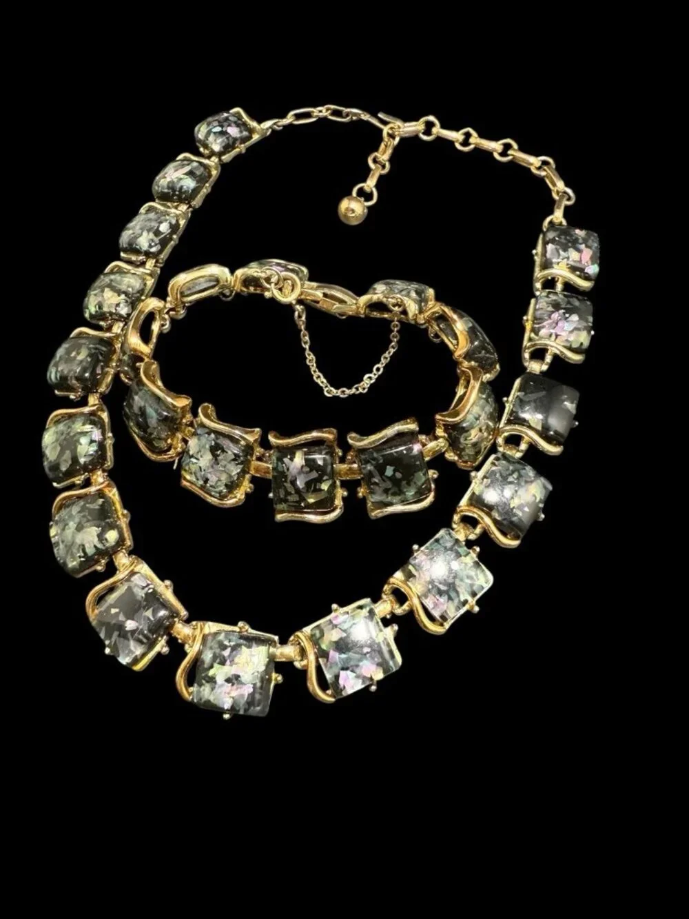 Coro Pegasus Jewelry Set Confetti Lucite Bracelet Necklace Signed